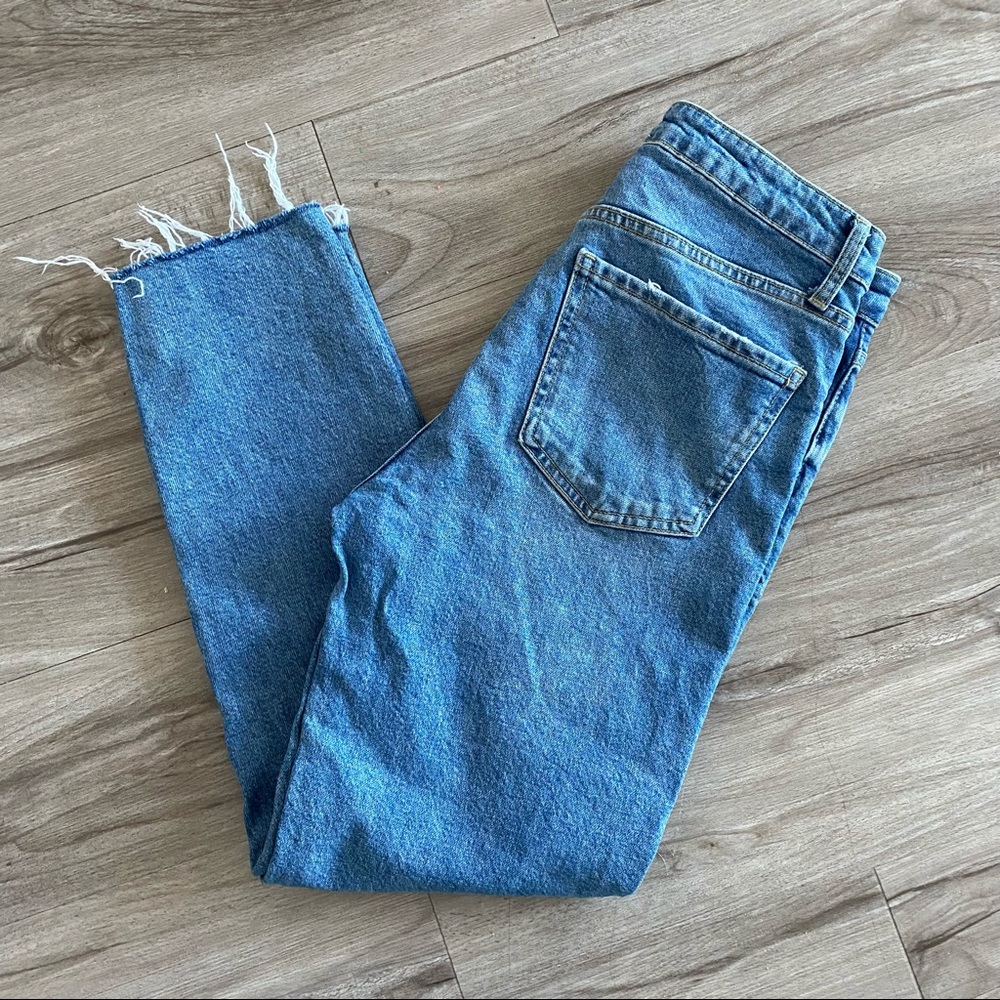 Zara High Waisted Cropped Jeans
